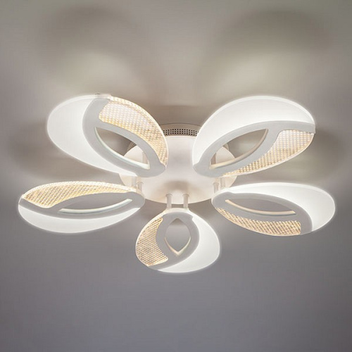 Потолочная люстра Eurosvet Flake 90140/5 белый 70W. Фото №2